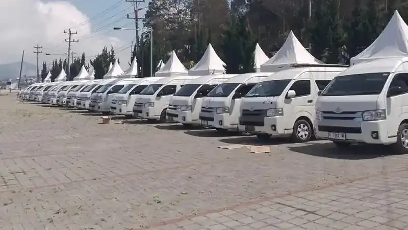 Berbagai pilihan unit Hiace di BAG Transport (CV Berkah Auto Group) Purwokerto.
